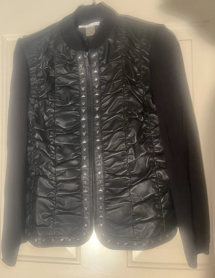 Chaqueta Talla Med Petite Peter Nygard Cuero Tejida Negra Cremallera Completa Tachonada Moto Foto 2 de 4
