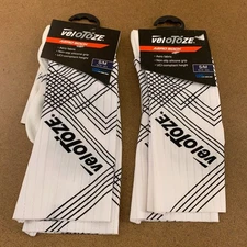 veloToze Unisex Small/Medium White Coolmax Non Slip Cycling Aero Sock 2 Pair NWT