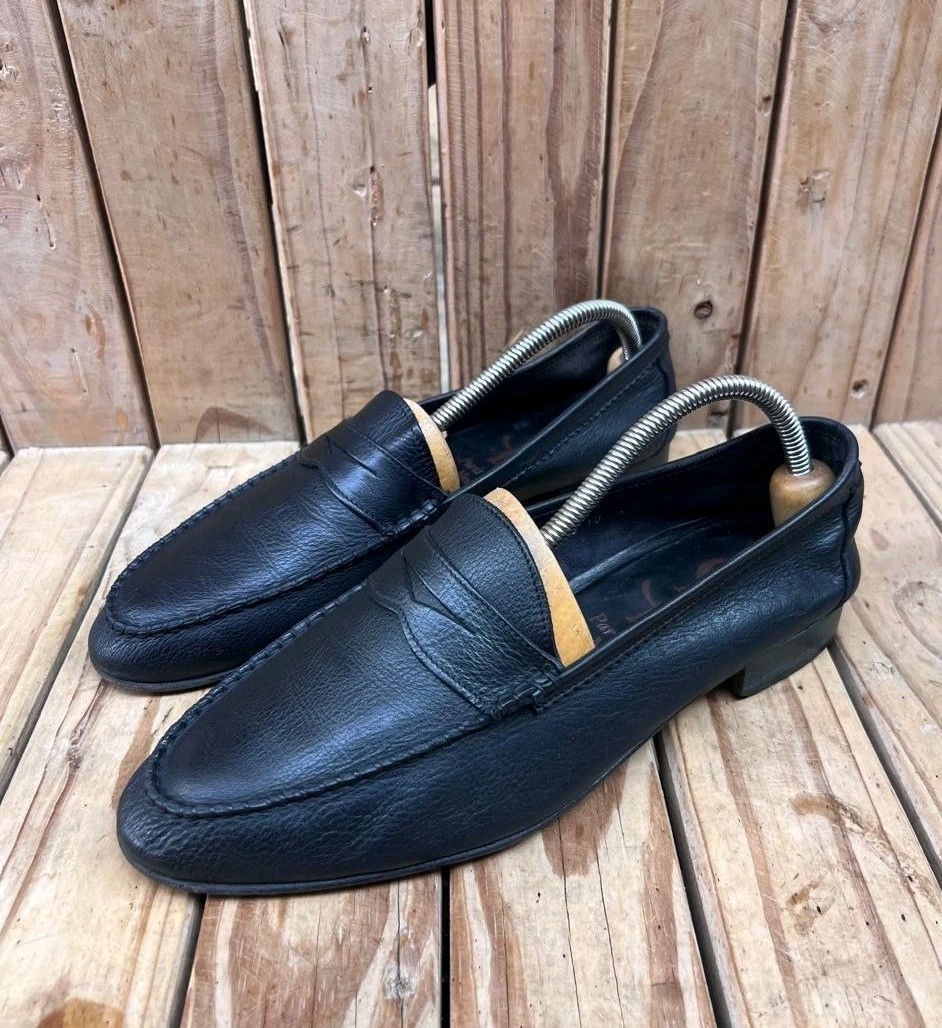 Saint Laurent Women's Black leather Pull on Penny Loafers  Sz uk 7 Us 10 EUR  40
