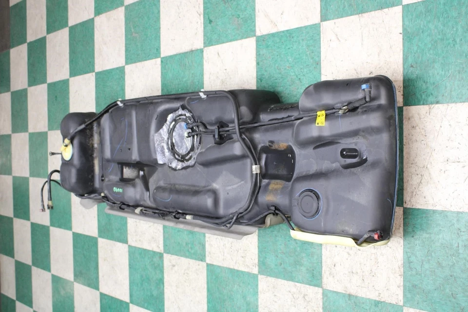 09-14 Escalade Gas Gasoline 26 Gallon Fuel Tank Reservoir Unit OEM Factory WTY Foto 4 de 4