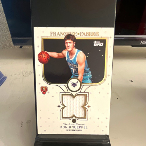 Kon Knueppel [Holo Foil] #FF-KK 2025 Topps Franchise Fabrics card