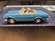 Wiking 1:87 PKW Mercedes Cabrio 230 SL recht guter Zustand Frontscheibe defekt