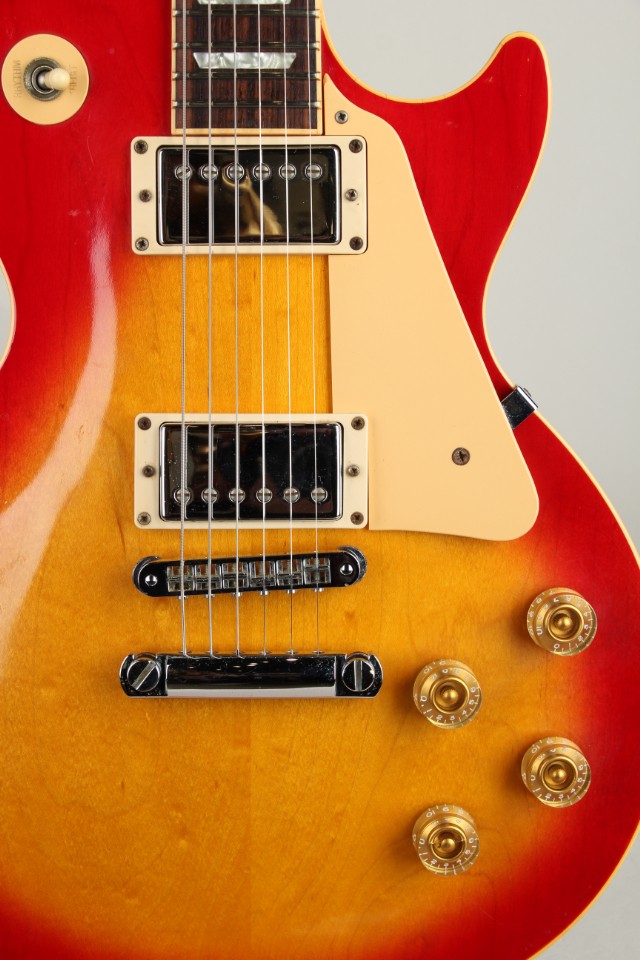 1999年製【Les Paul STANDARD】Cherry Sunburst Gibson Les Paul Standard Heritage Cherry Sunburst 1999 Used