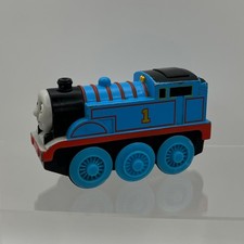 Thomas & Friends The Tank Engine Blue Toy Train Motorised Diecast Y4110 B7