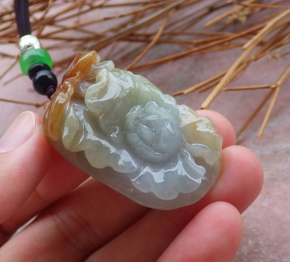 Colgante de jadeíta natural Birmania roja certificado flor mariposa 大展宏图 679608 Foto 4 de 4