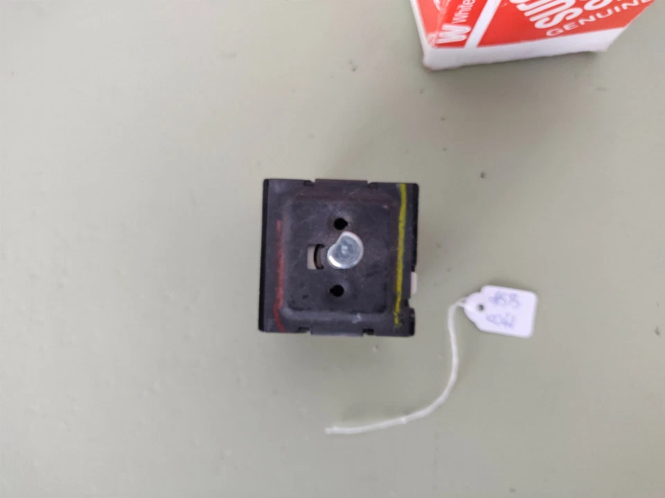 Interruptor de posición de secadora White Westinghouse Q000214006 250VAC 5303310233 Foto 4 de 4