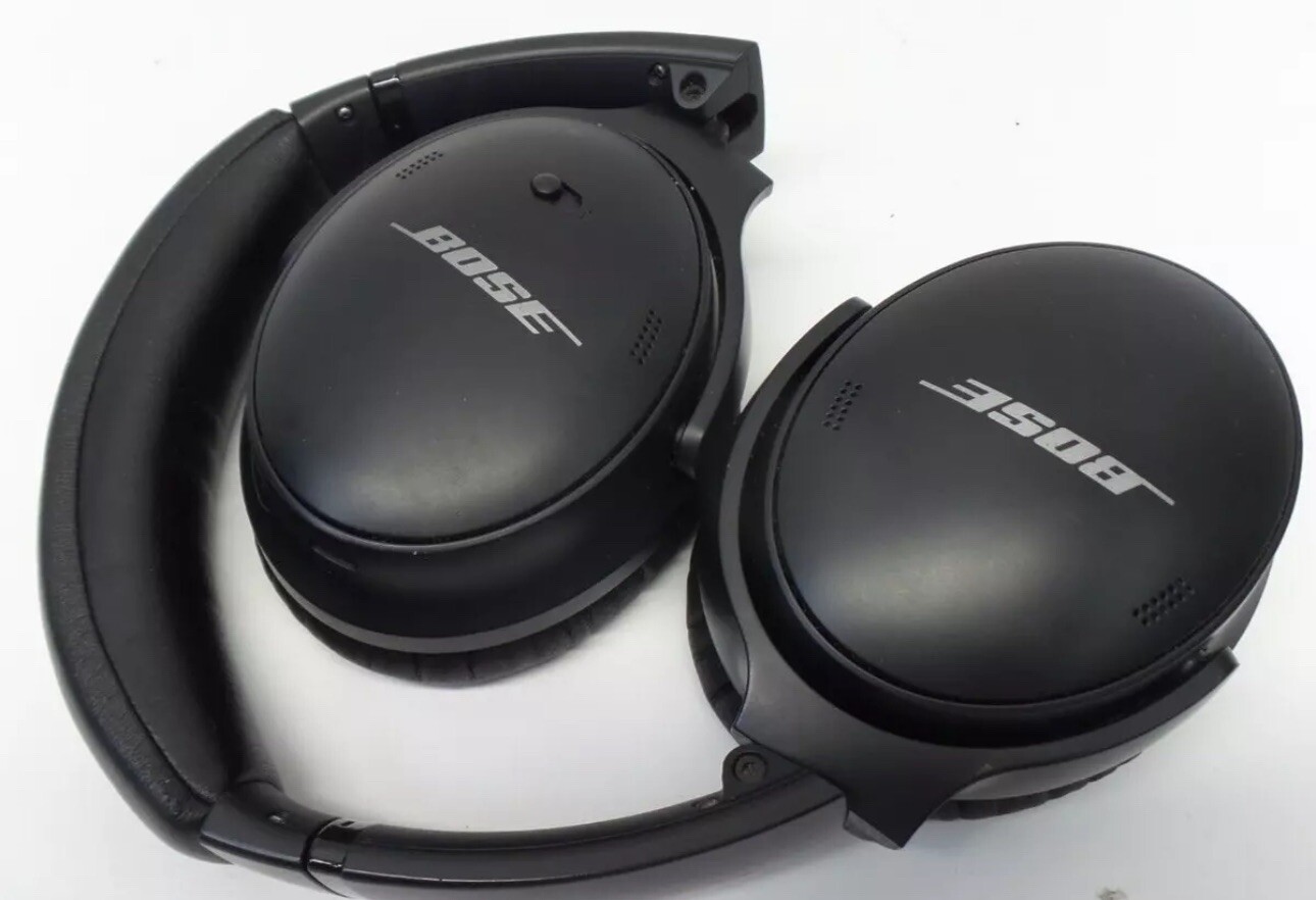Bose QuietComfort45 Wireless Over-Ear Headphones - Black-image