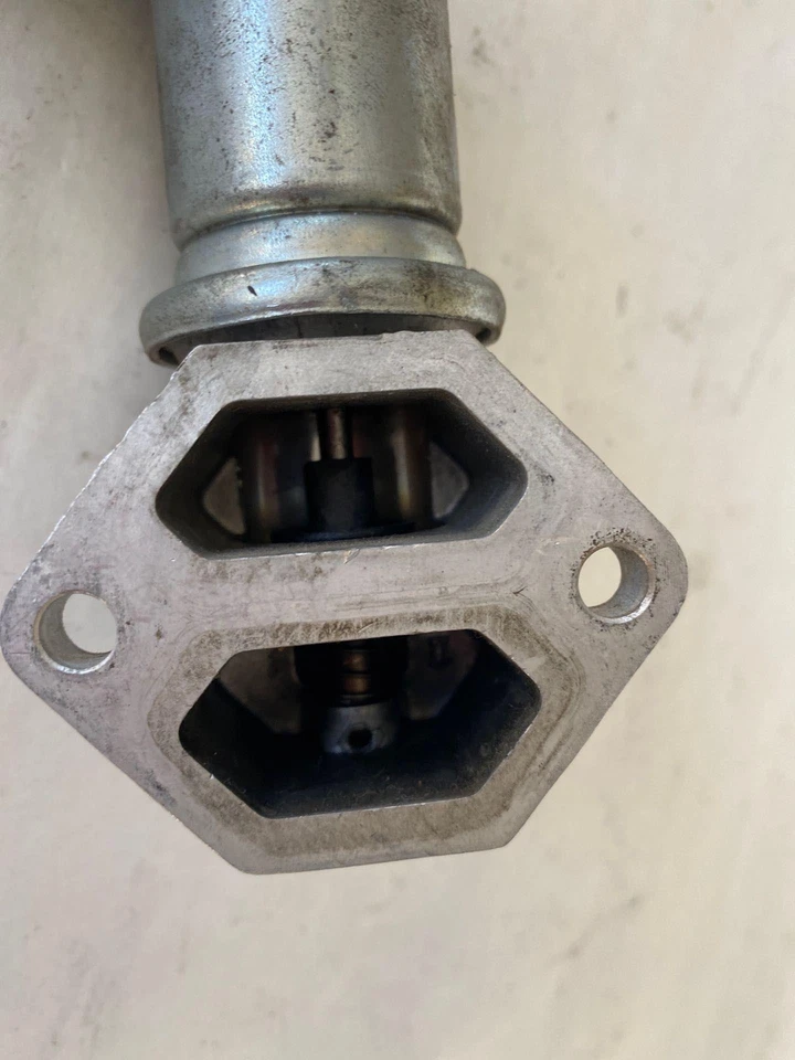 Ford Windstar 1998-2003 Inyección de combustible Válvula de control de aire de ralentí Válvula de gas de escape Foto 3 de 4