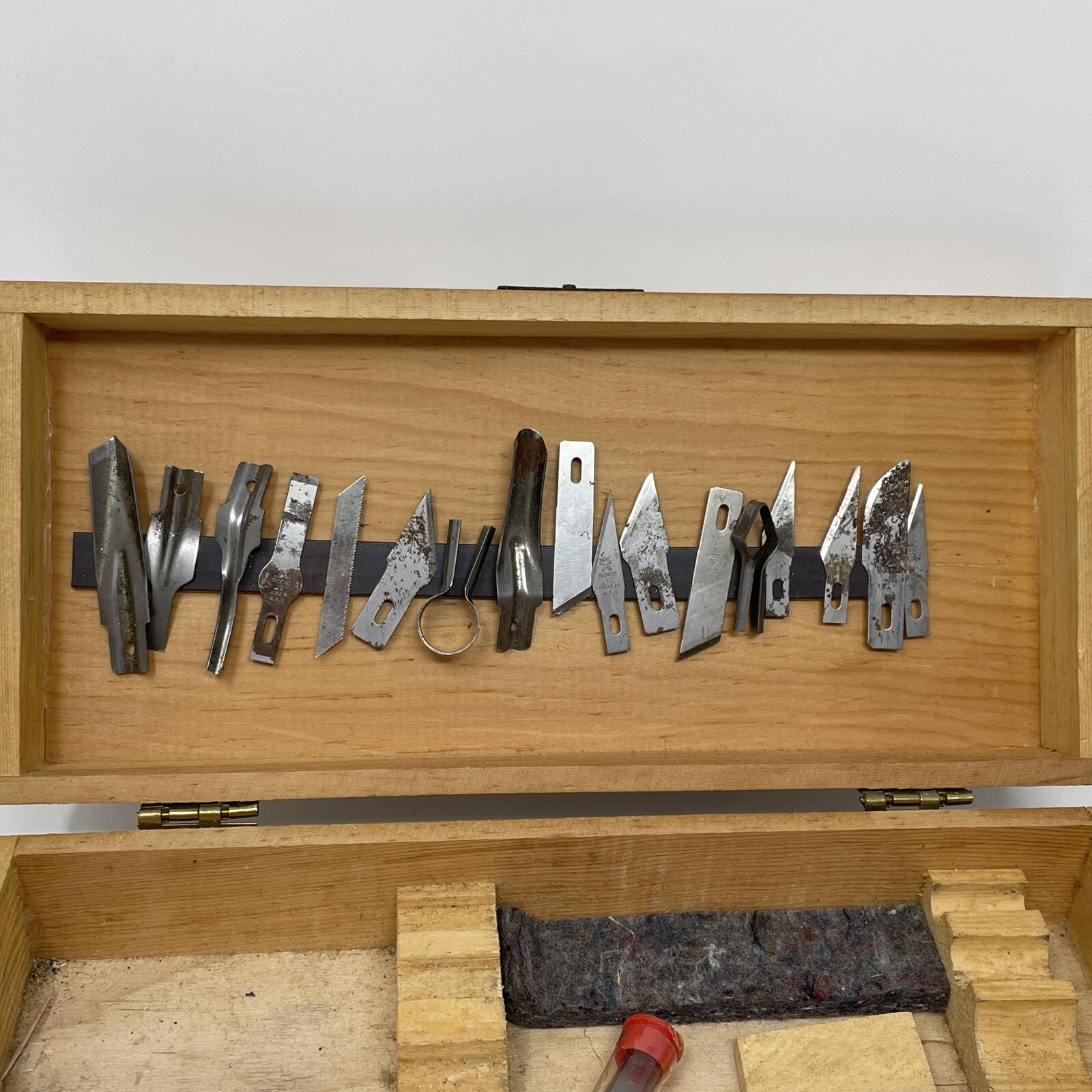 VINTAGE XACTO KNIFE SET IN WOODEN STORAGE BOX WITH BLADES eBay