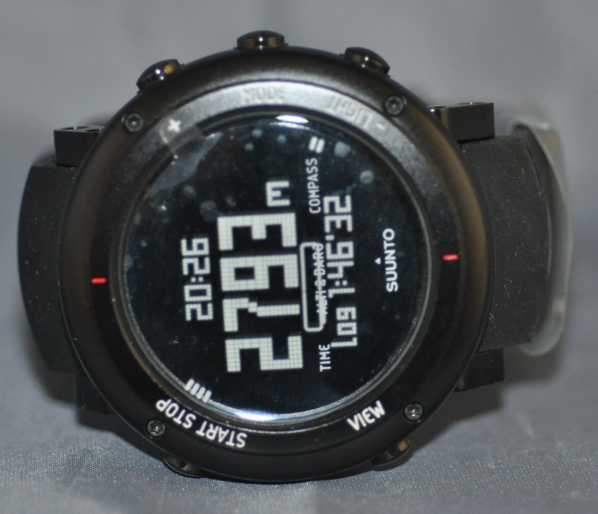 Suunto Core Unisex Aluminum Deep Black Digital Dial Black Suunto Core Unisex Aluminum Deep Black Digital Dial Black