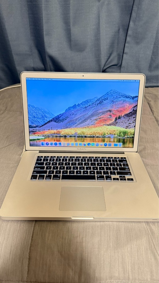 Apple MacBook Pro Early 2011 15 Matte Screen i7 8GB 1TB
