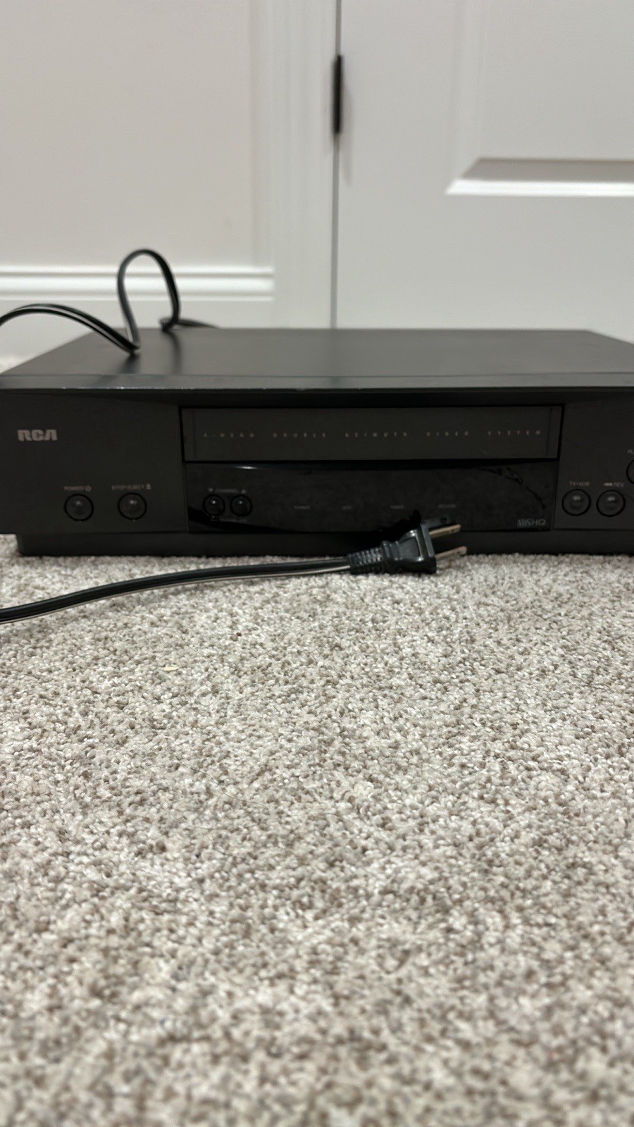 (working & Operable!) Remote & Rca Cable Included!