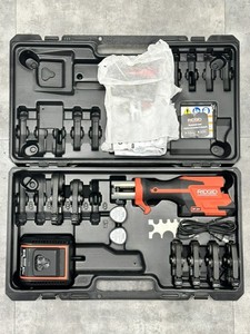 Ridgid RP 251 Stainless Steel Press Tool Kit Includes 6-RLS Jaws (1/ (PD1122810)
