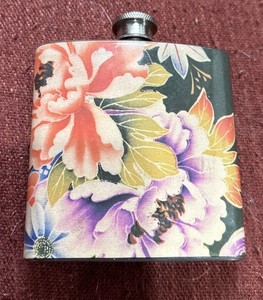 Lifepod - 1Stainless Steel Hip Flask - Floral Pattern - Multiple Colors