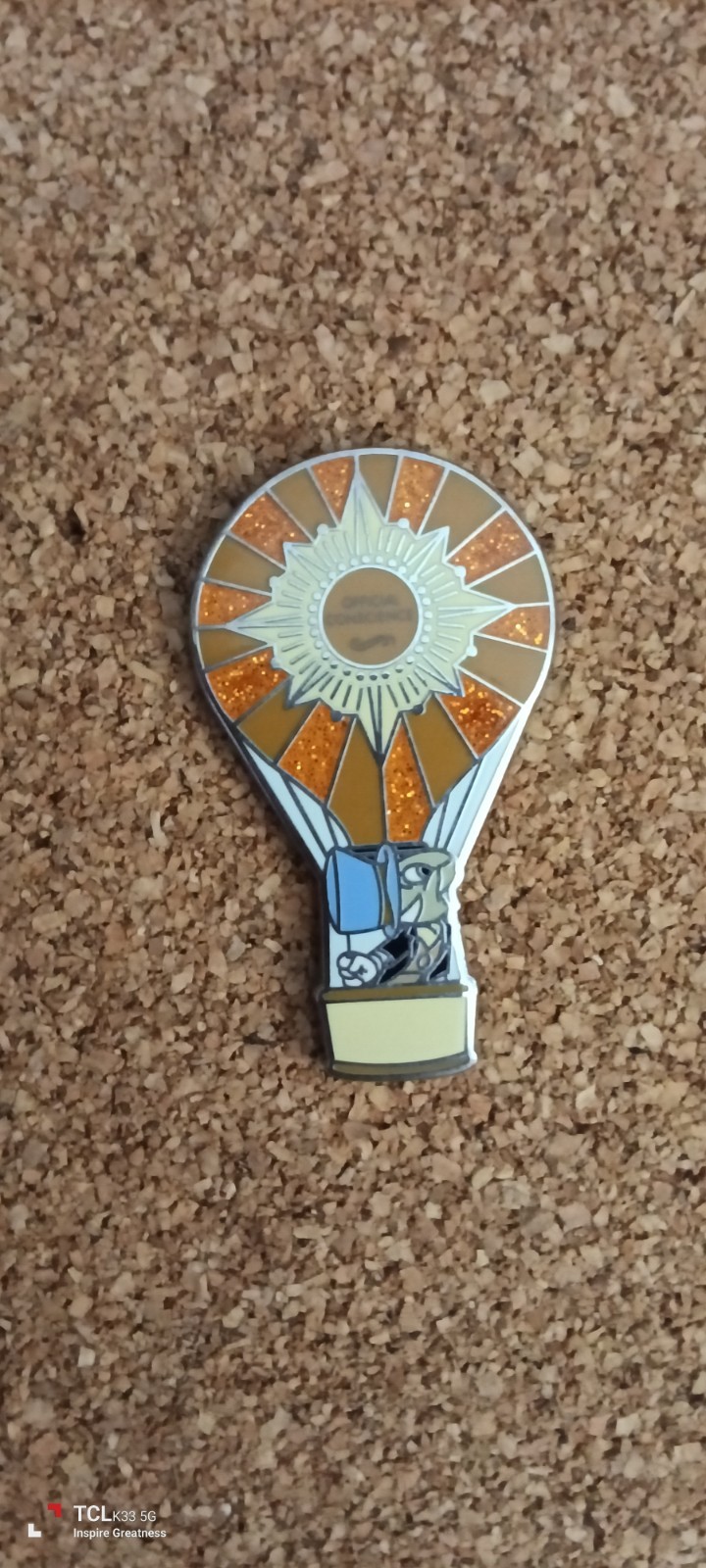Jiminy Cricket - Adventure Is Out There - Hot Air Balloons Disney Pin 100% Real