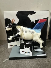 2004 Cow Parade PLATINUM MOODALLION #7711 Delta Airlines Westland Giftware