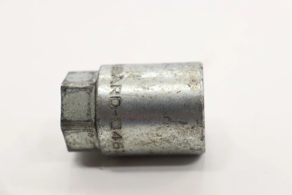 Juego de 4 tuercas Range Rover 2013-2022 Lr068126 Foto 2 de 4