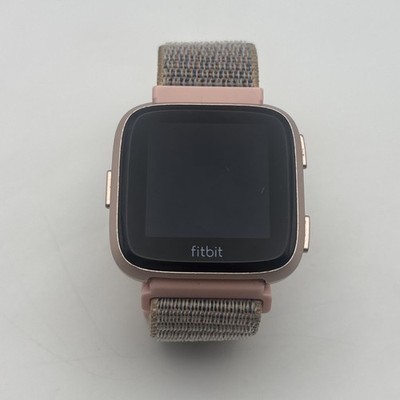 Fitbit Versa Smartwatch FB504 Rose Gold- RESET - TESTED - Small Band
