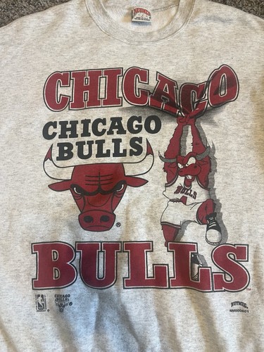 Vintage 90s Chicago Bulls Nutmeg NBA Graphic Crewneck Sweater XL Gray - Picture 2 of 4