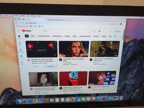 Apple iMac 2013 A1418 21.5" i5-4570R 2.7ghz/8GB RAM/250GB SSD /10.10 OS (*READ)- - Picture 5 of 10