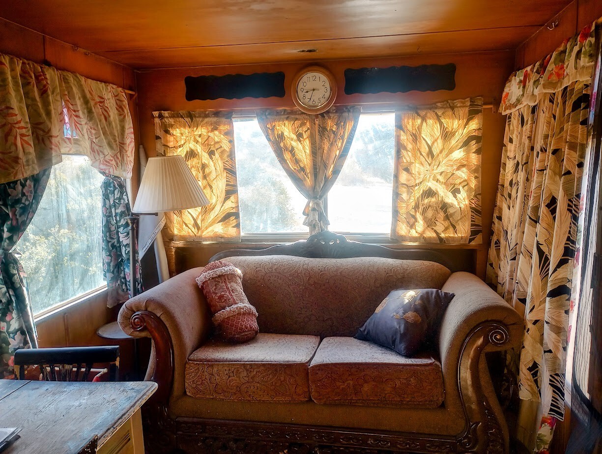 Vintage Tiny Home-Travel Trailer! 1956 Terry Travel Coach Park Model-Bread Loaf!