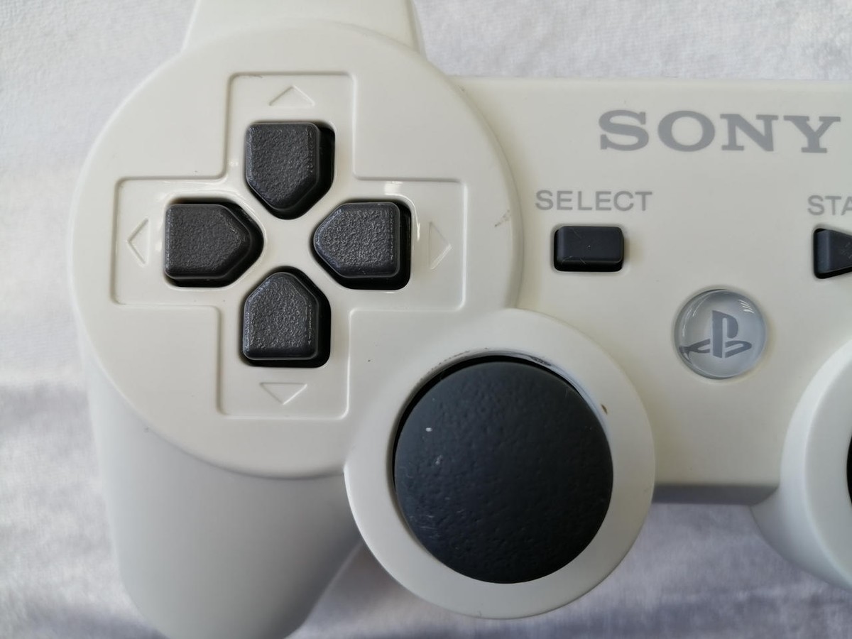 PLAYSTATION 3 160GB Classic White CECH-3000A LW Console