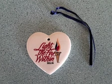 Longaberger 1996 Bee Light the Fire Within tie-on with ribbon for your basket