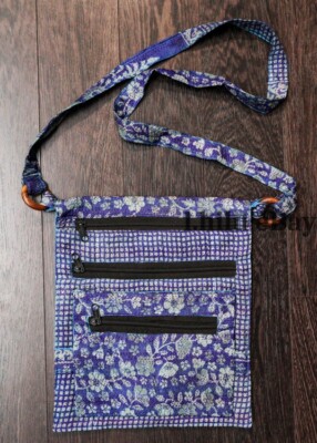 Vintage fabric cotton fold-open shoulder bag with zippers - Made in India