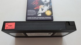 Les Mis&eacute;rables VHS Tape 10th Anniversary Concert (VHS, 1995) The Dream Cast