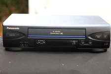 Panasonic Omnivision VCR Blue Line PV-V4022 VHS Player No Remote  - Tested 