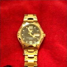 A4P Seiko 5 Sports Automatic 23 Jewels Gold Dial Day Date Watch q24