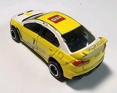 Tomy Tomica Shop #67 Yellow Mitsubishi Lancer Evolution X 1/61