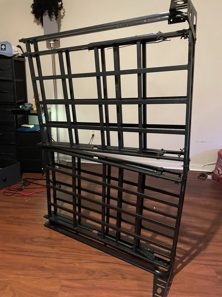 Marco de cama de plataforma de metal - tamaño completo, resistente a la decoloración, no requiere somier Foto 2 de 2