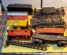 Huge lot of Lionel parts loco shelve, caboose, tender  more