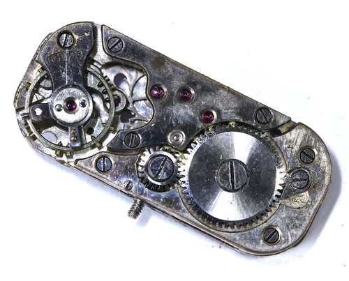 PIÈCE HORLOGERIE MONTRE AS 976 ET 1012 FEMGA 5½ 45 UNE TIRETTE
