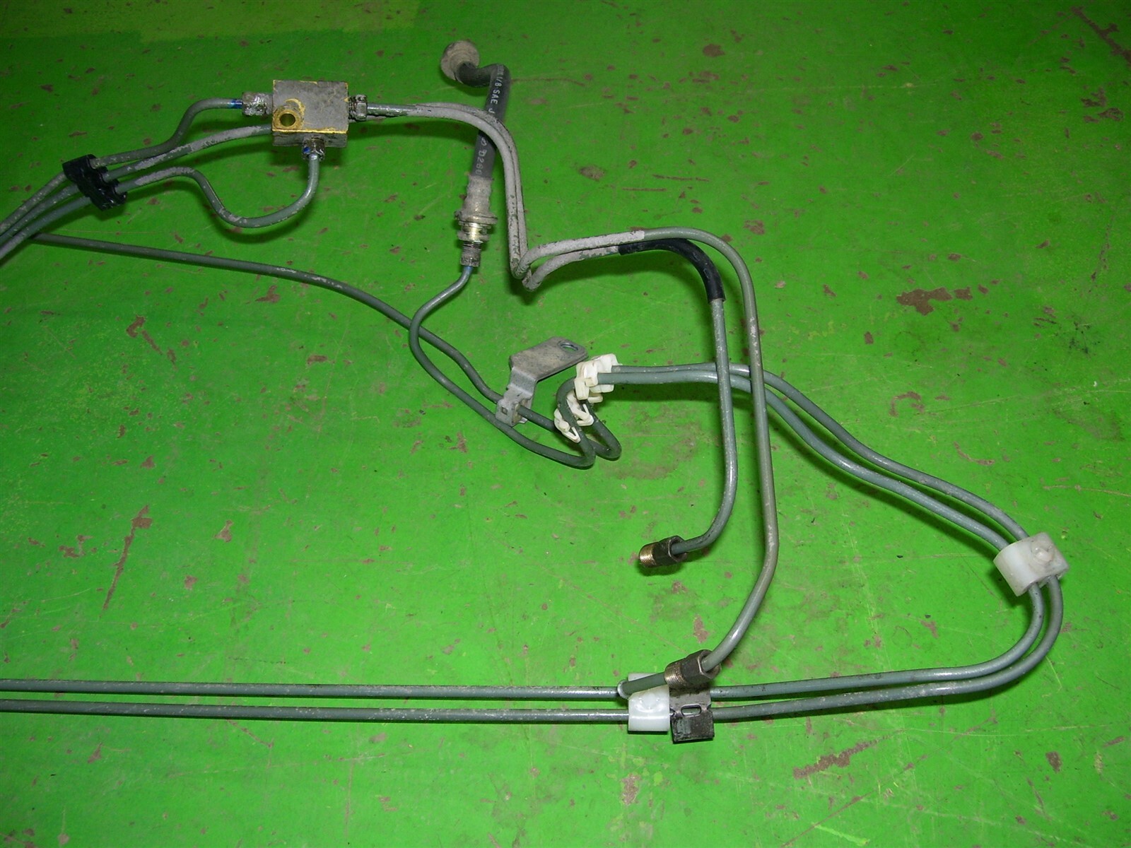 91 Nissan 300ZX Z32 2+0 REAR BRAKE LINE Hard Line Left to Right OEM eBay