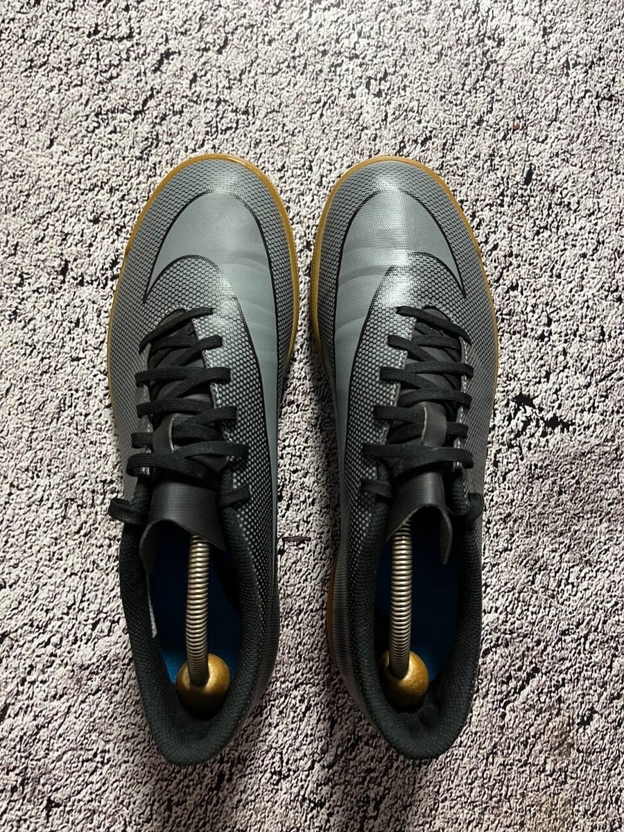 Nike Jr Bravatax II IC Football Boots Size 11 | eBay