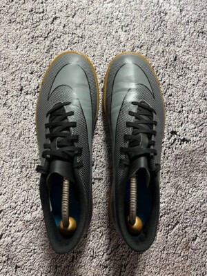 Nike Jr Bravatax II IC Football Boots Size 11 | eBay