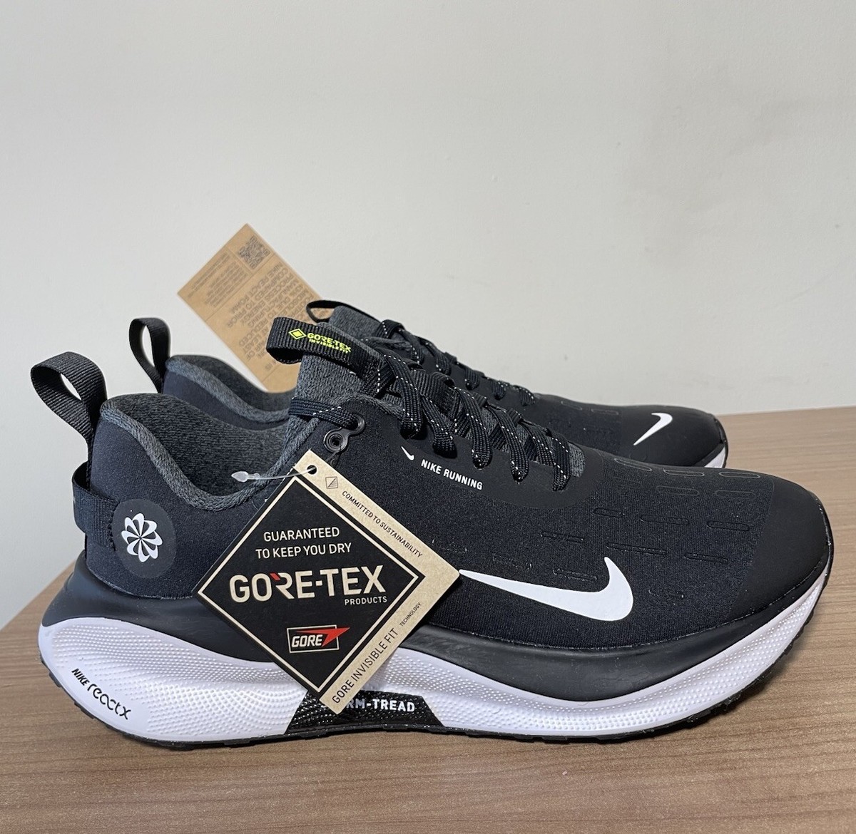 NIKE REACTX INFINITY RN GT GORE-TEX BLACK WHITE SIZE UK6, EU39