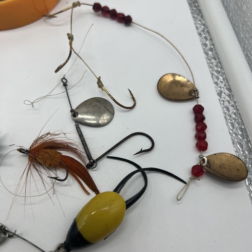 Vintage Small Metal Fishing Lure Lot weights hooks and more must see rare - Picture 19 of 23