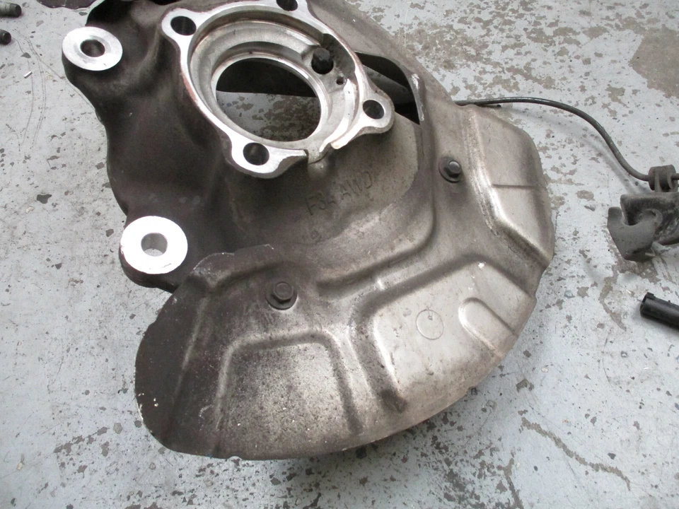 Cojinete de rueda de nudillo delantero derecho BMW 335xi GT 12-16 VDC Foto 3 de 4