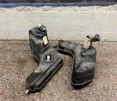 2012 AUDI R8 GT V10 OEM FUEL GAS TANKS PAIR DR PS LEFT RIGHT USED - Picture 1 of 13