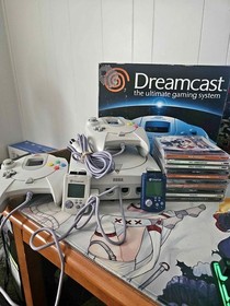 SEGA Dreamcast HKT-3020 Console  10 Games! Sonic! + Box + 2 Controllers