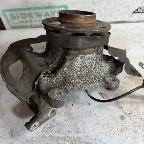 97-03 BMW 528i 525i Right Front Steering Knuckle E39 Suspension Upright Spindle - Picture 4 of 8