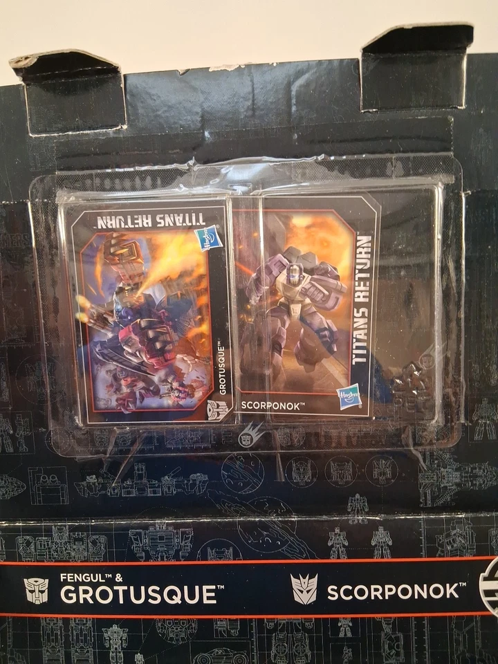 Hasbro Transformers Titans Return GROTUSQUE & SCORPONOK Used - Image 2 of 4