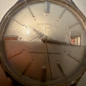 Vintage Magnetron Calendar Automatic Watch unbreakable mainspring. Swiss made 