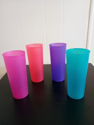 TUPPERWARE 16 OZ TUMBLER GLASSES CUPS #107 SET OF 4 COLORFUL GOOD CONDITION