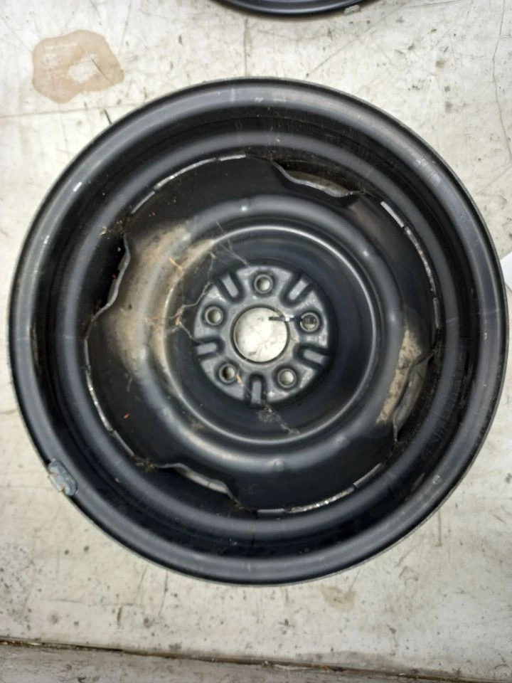 Wheel 16x6 Steel Fits 00-04 AVALON - Image 2 of 4