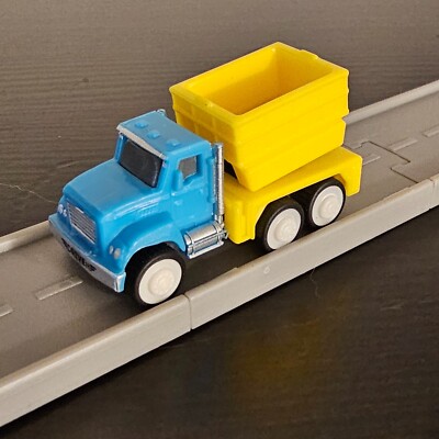 Blue Scissor Bucket Truck NEW Road To Gold Driven Battat Pocket Micro Toy Car