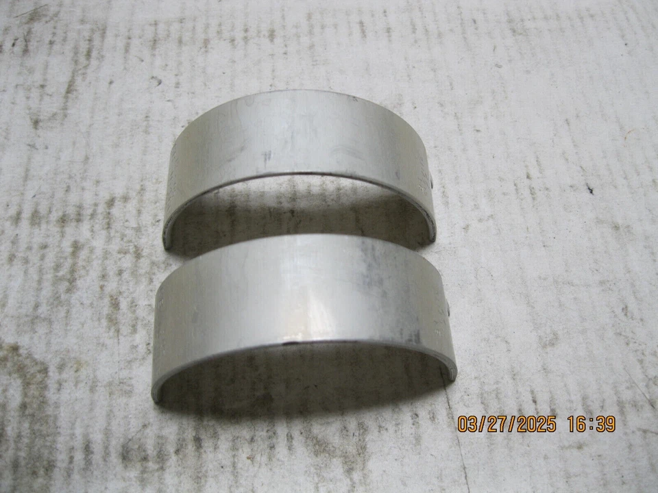 Engine Connecting Rod Bearing Set Clevite 8-CB-1648P-.25MM (8 pair) Foto 3 de 4